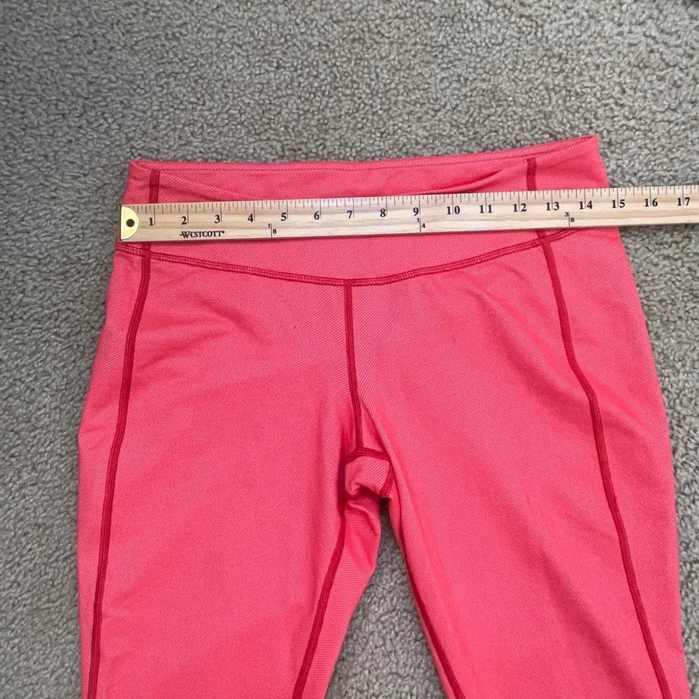 Lululemon Women's 30in‎ Waist Athletica Pink Herringbone Align Capri Leggings